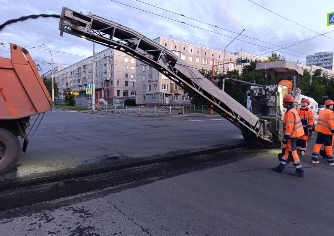 Дорожники продолжают классический ямочный ремонт на магистралях Кемерова
