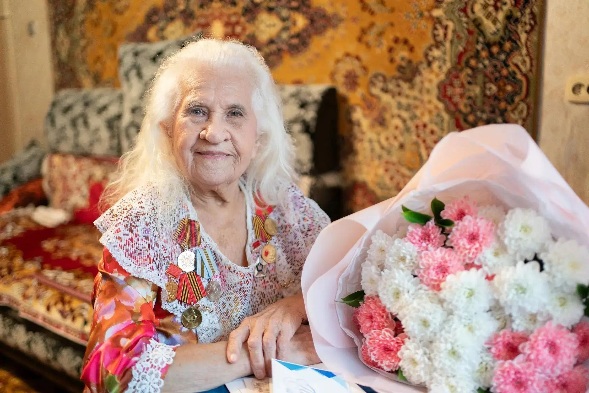 95 лет исполнилось труженице тыла и ветерану труда Марии Алексеевне Бокаревой