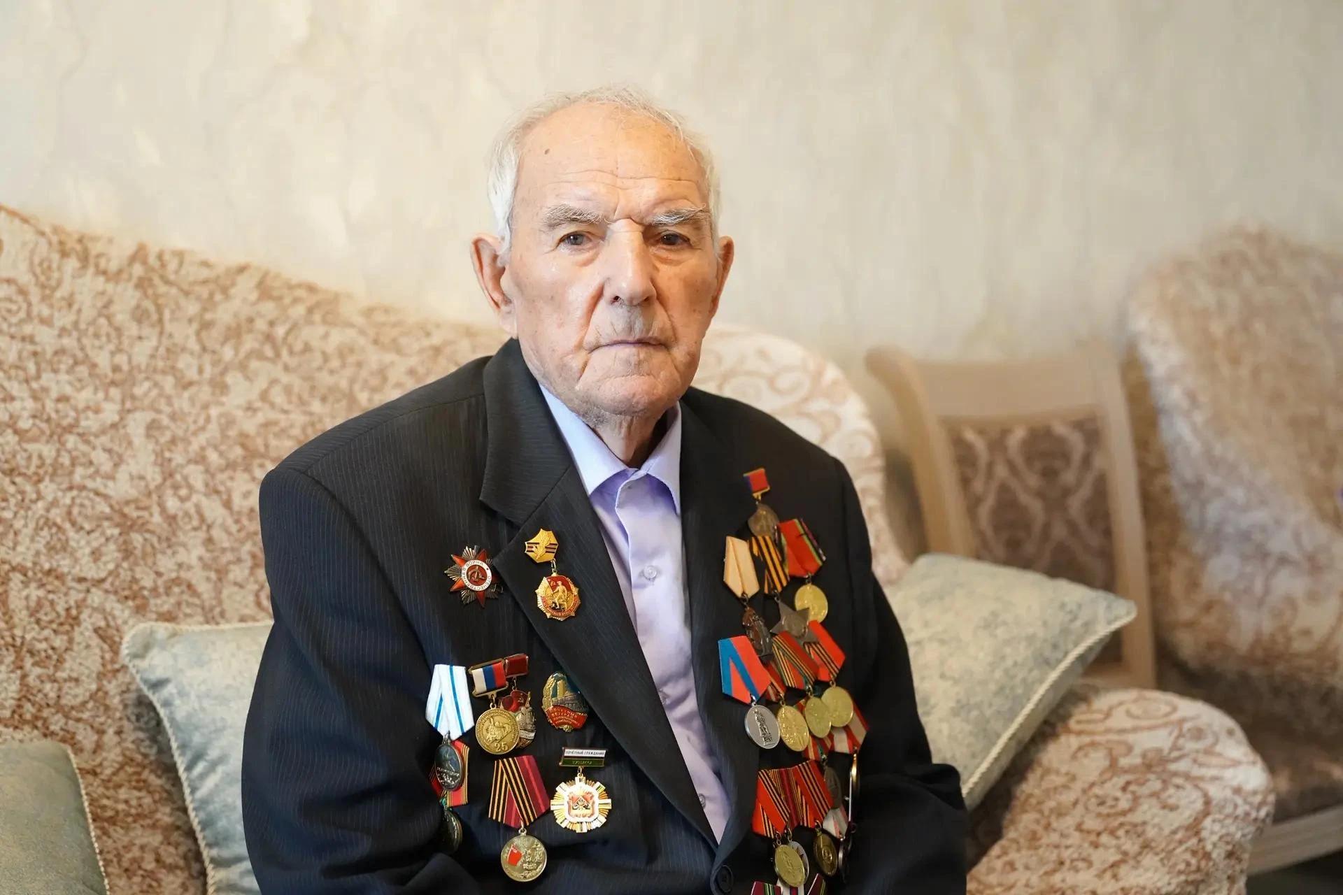 99-летие отметил кемеровчанин Григорий Иванович Кузнецов, участник Великой Отечественной войны