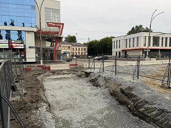 На проспекте Ленина продолжается реконструкция подземных коммуникаций